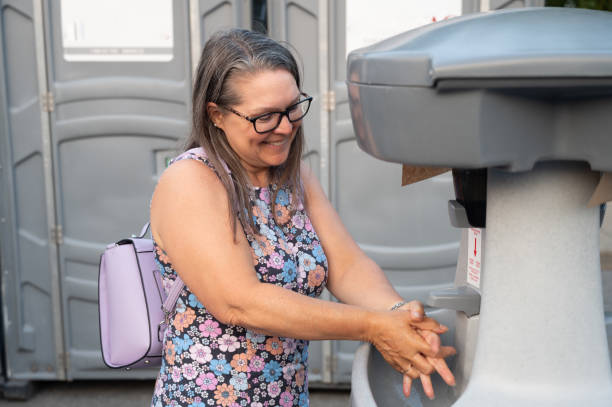 Affordable portable toilet rental in Leominster, MA